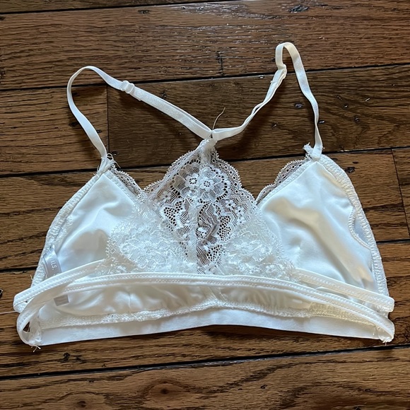 Urban Planet size S white bralette - Picture 4 of 4